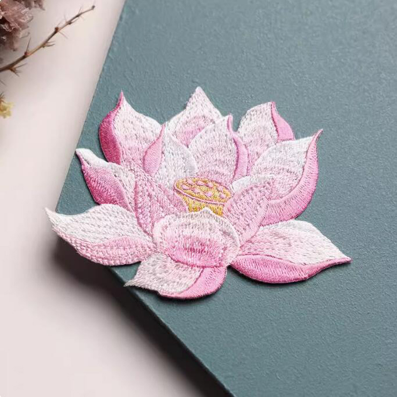 1 pezzo di toppa con fiore di  - Streetwear Brand Stickers recensione e prezzo