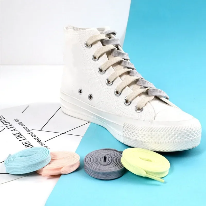 1 paio di scarpe da ginnastica - Travis Scott Lace recensione e prezzo