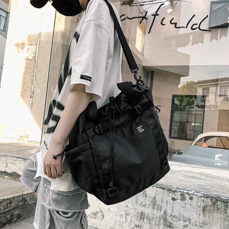 Borse a tracolla da uomo borsa - Streetwear Brand Famous recensione e prezzo