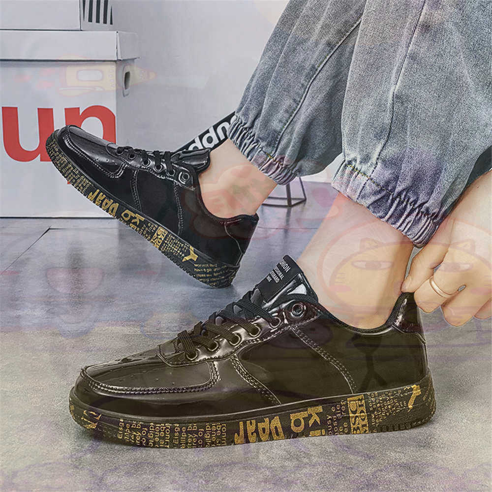 Piede rotondo Taglia 45 Sneake - Streetwear Brand Popular recensione e prezzo